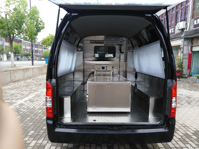 福田G9殡仪车